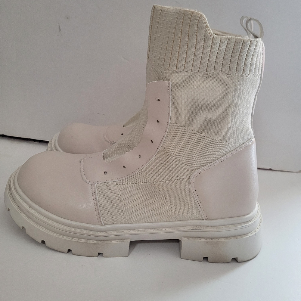 Womens Plataform fashion sneakers ancke Boots